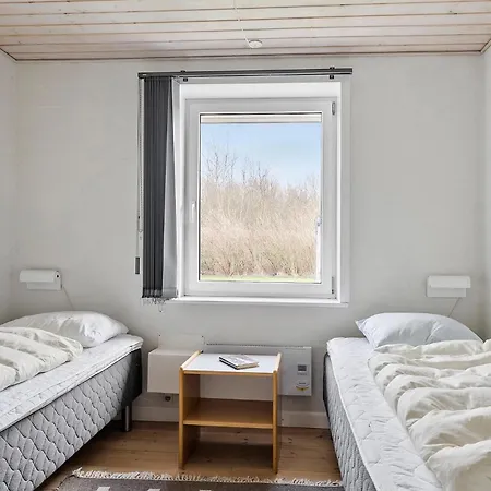 Four-bedroom In Sydals בית נופש *