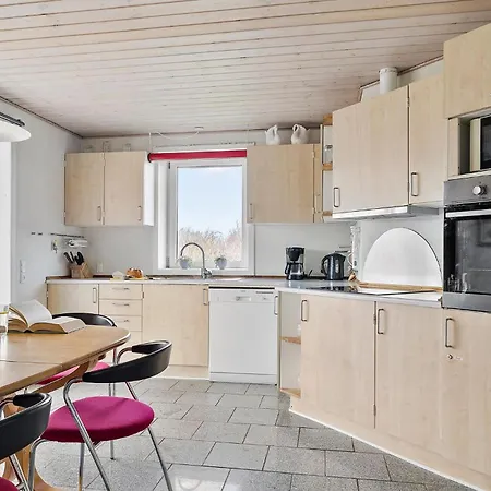 Four-bedroom In Sydals בית נופש Skovbyballe