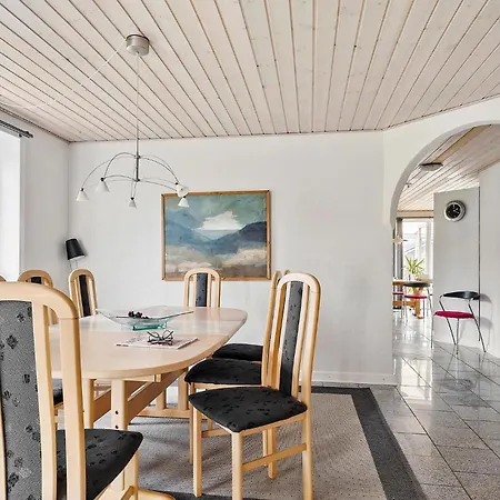 Four-bedroom In Sydals בית נופש Skovbyballe